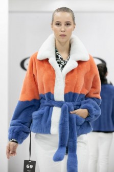 B2095 (3)_2020 Collection