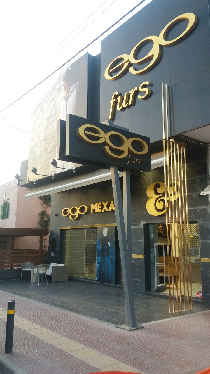Fur Store Crete